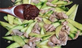 娱乐吃瓜酱小城市,娱乐吃瓜酱的趣味解读